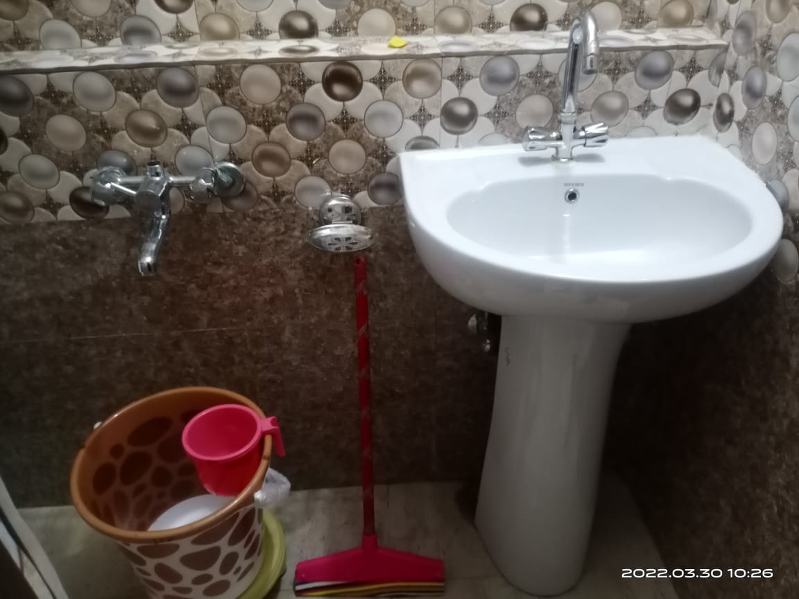 White Hills Homestay | Rooms & Wi-Fi - Tap to explore photos