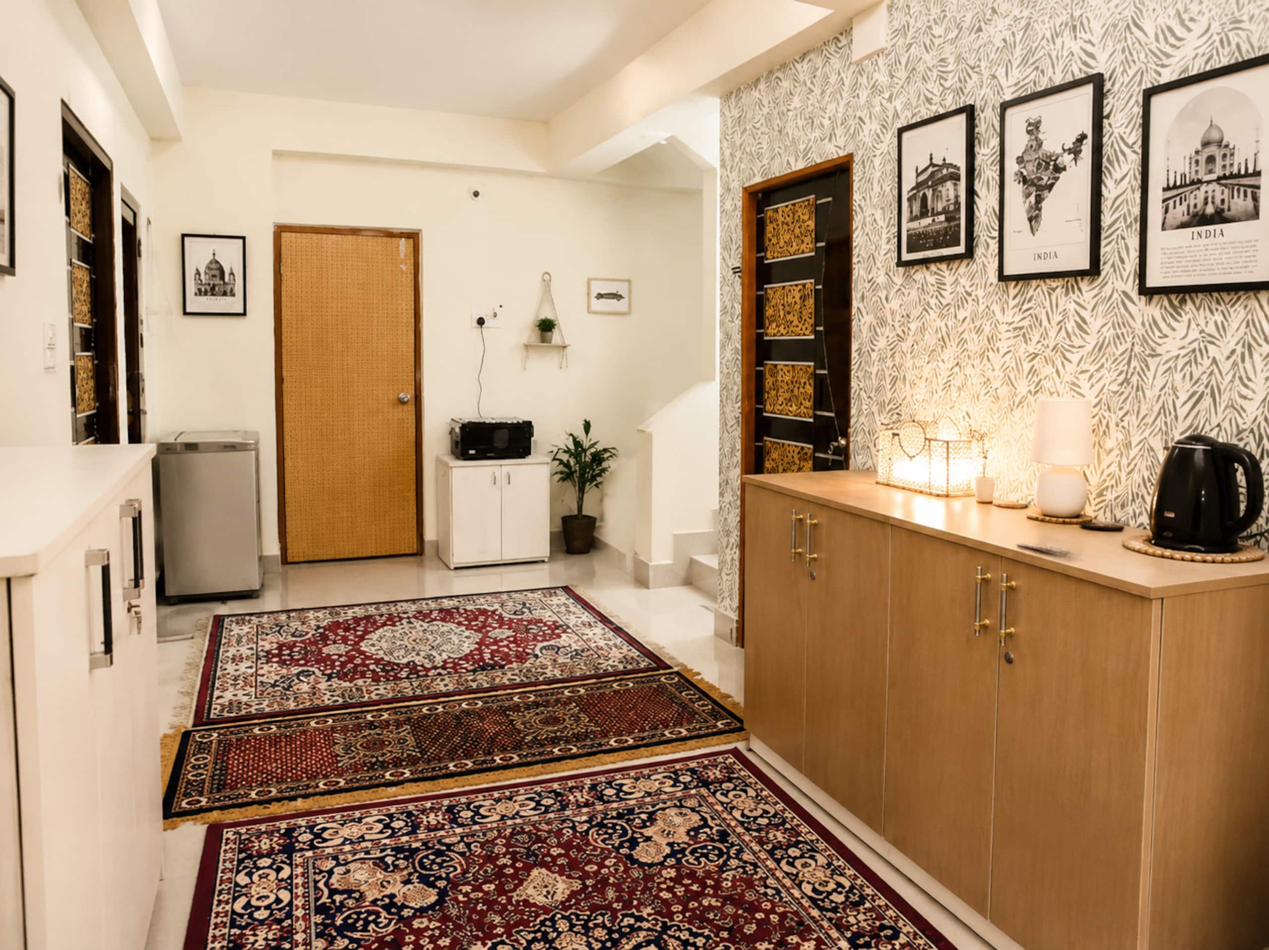 Family Suite 2BHK Private Near Ballygunge - Tap to explore photos