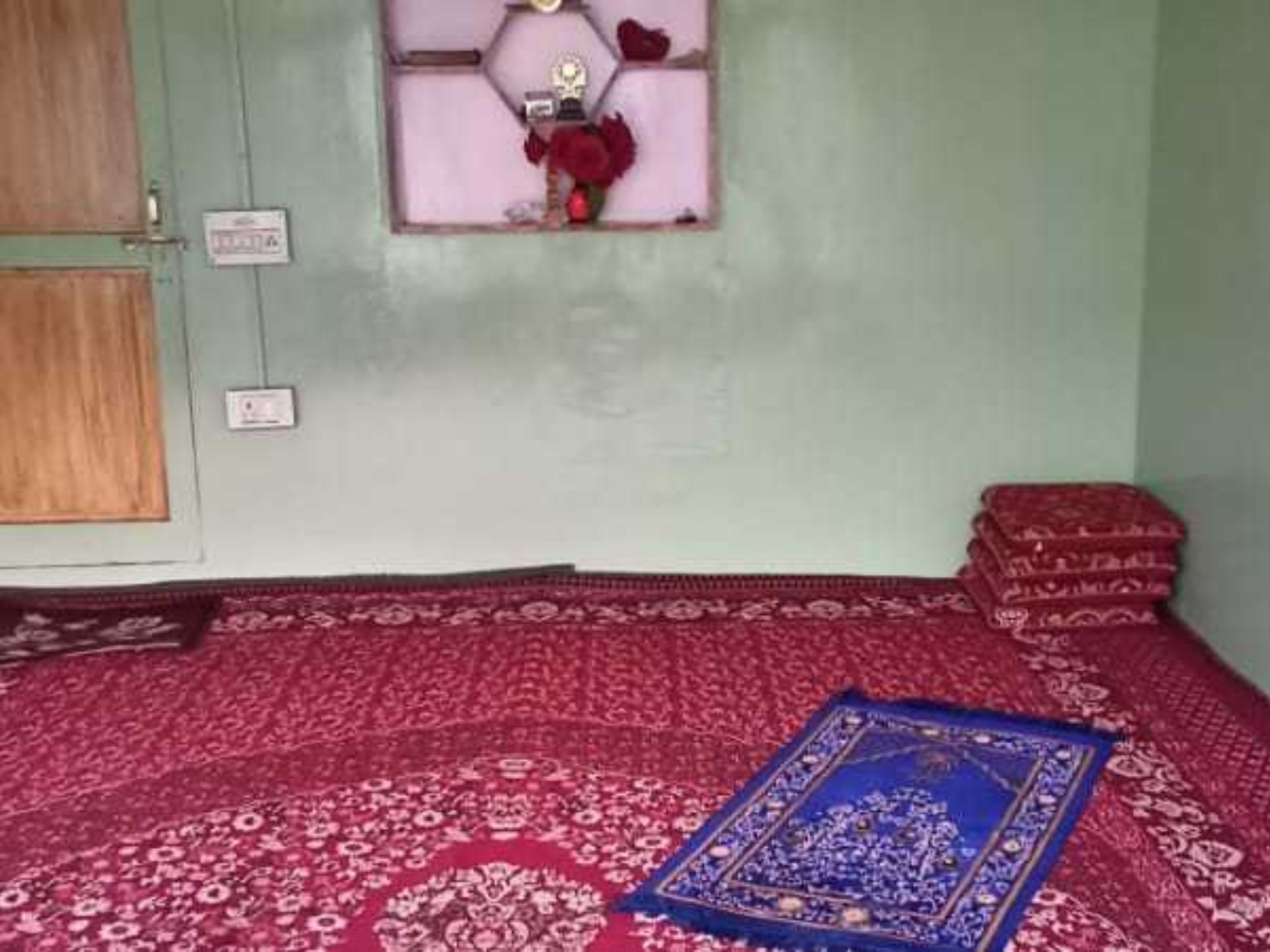 Hotel O POP Rashid Homestay - Tap to explore photos