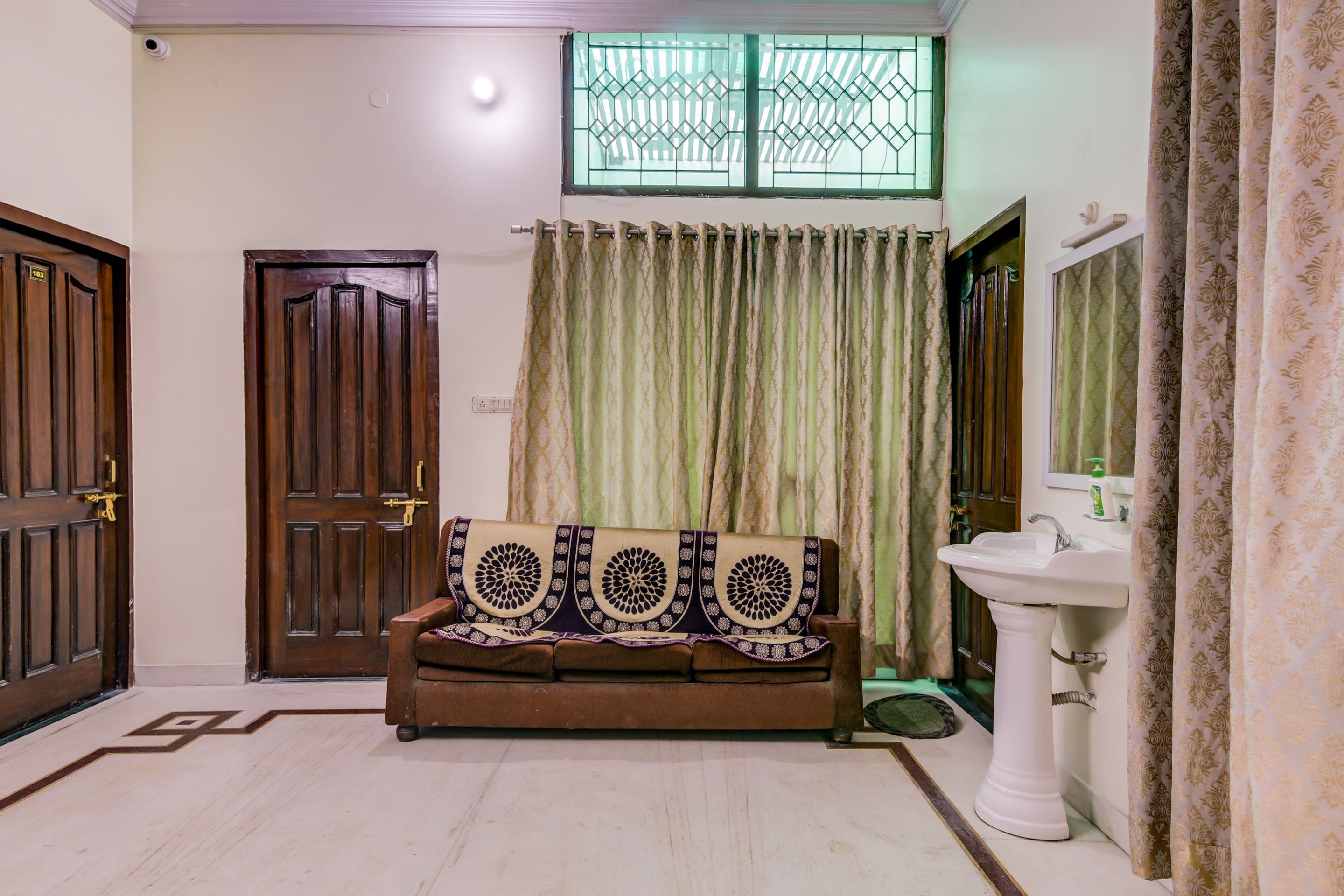 Hotel O Vimal Vatika - Tap to explore photos
