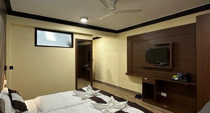 Royal Gasho Hotel Room Type - Super Deluxe Room