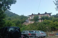 Himalayan Serenity Homestay near Kainchi Dham
