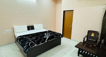 Amrit Guest House Room Type - Double bed room
