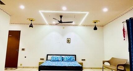 SHIV KRISH PALACE Room Type - BIG ROOM WITH BATHTUB