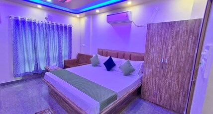 Liveotel Room Type - Deluxe Triple Bed Room