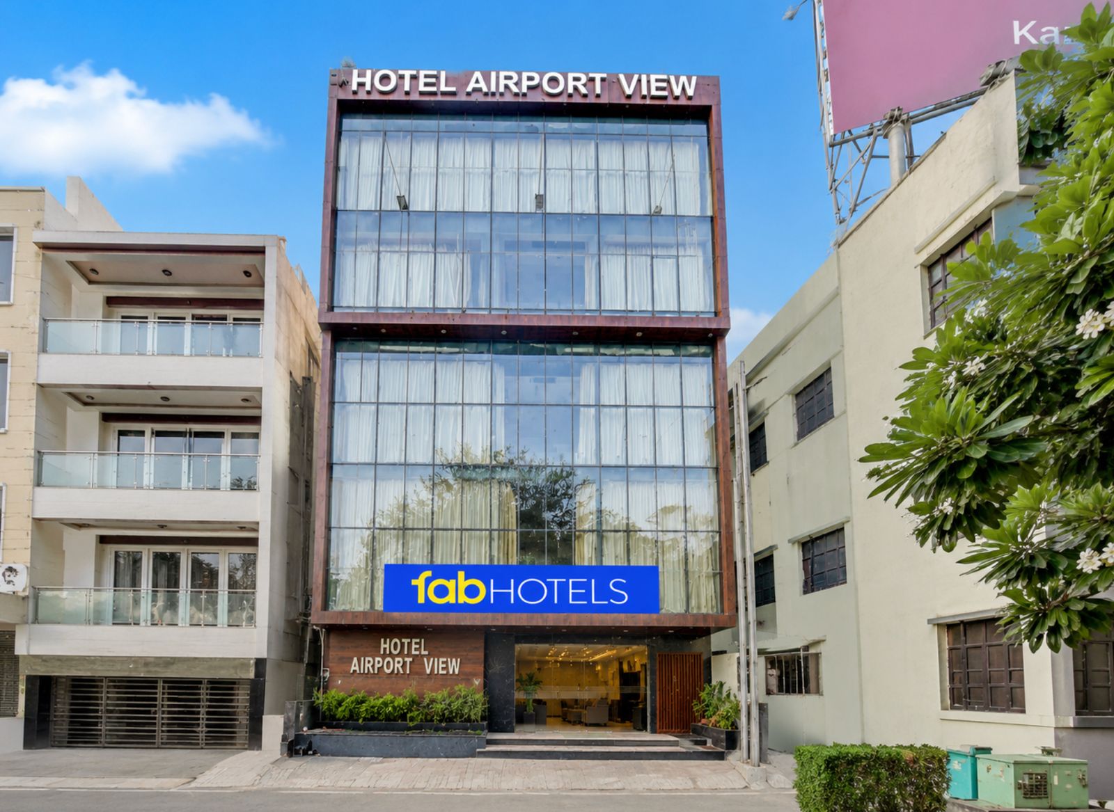 FabHotel Airport View - Nr. Kolkata Airport - Tap to explore photos