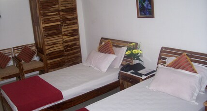 NEW LAAVISH HOTEL Room Type - Deluxe Room