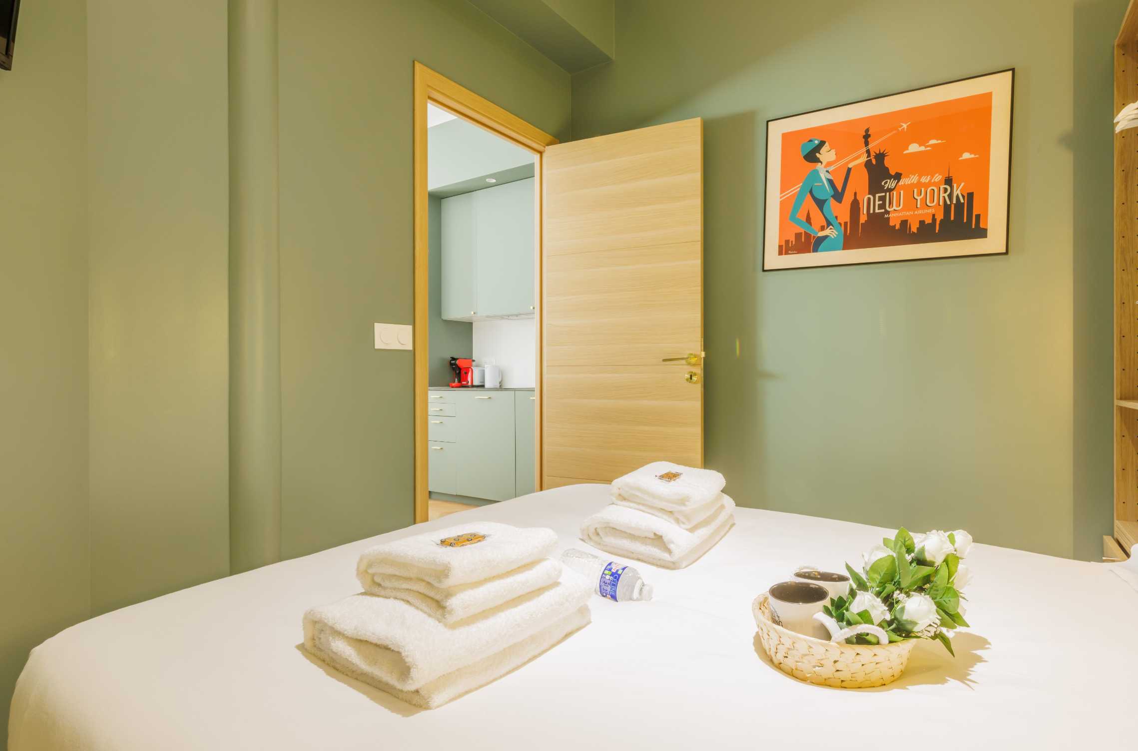 Charming apartment - 1BR/4P - Near Montmartre - Tap to explore photos