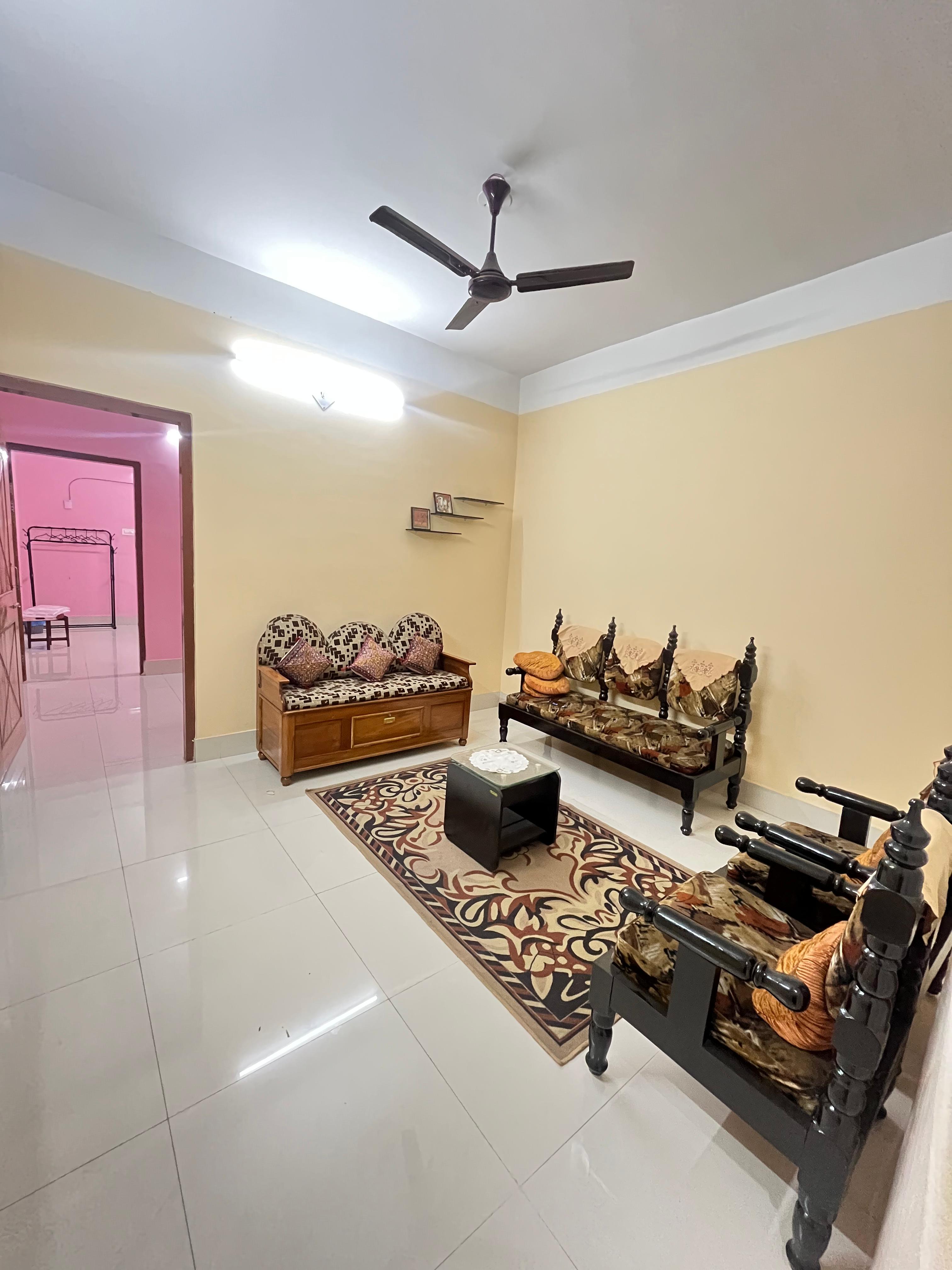 Lily Homestay Ghy - Tap to explore photos