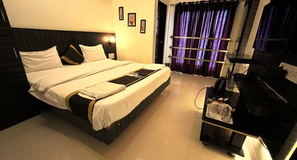 Crystal Inn Room Type - Deluxe Room