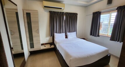 Hotel Radhika Room Type - Suite Room