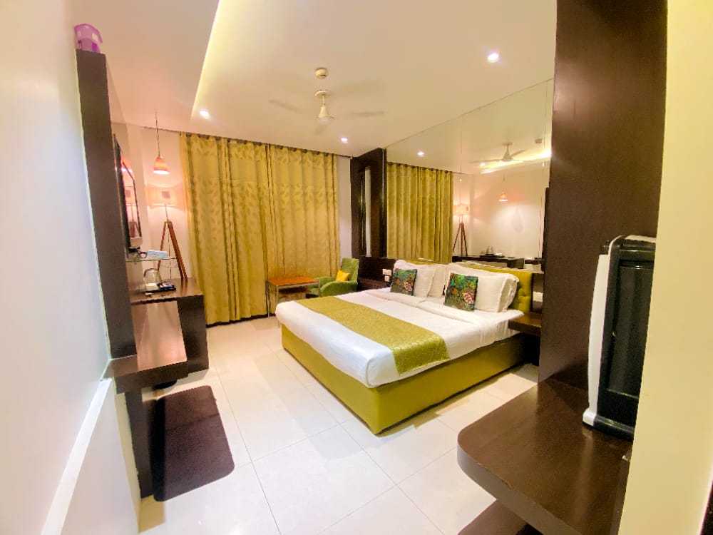 Hotel Yellow Sapphire - Tap to explore photos