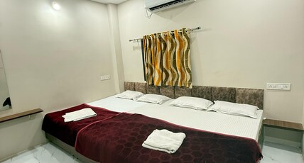 SAMRUDDHI RESIDENCY Room Type - Room 201- 4bed ( no lift )