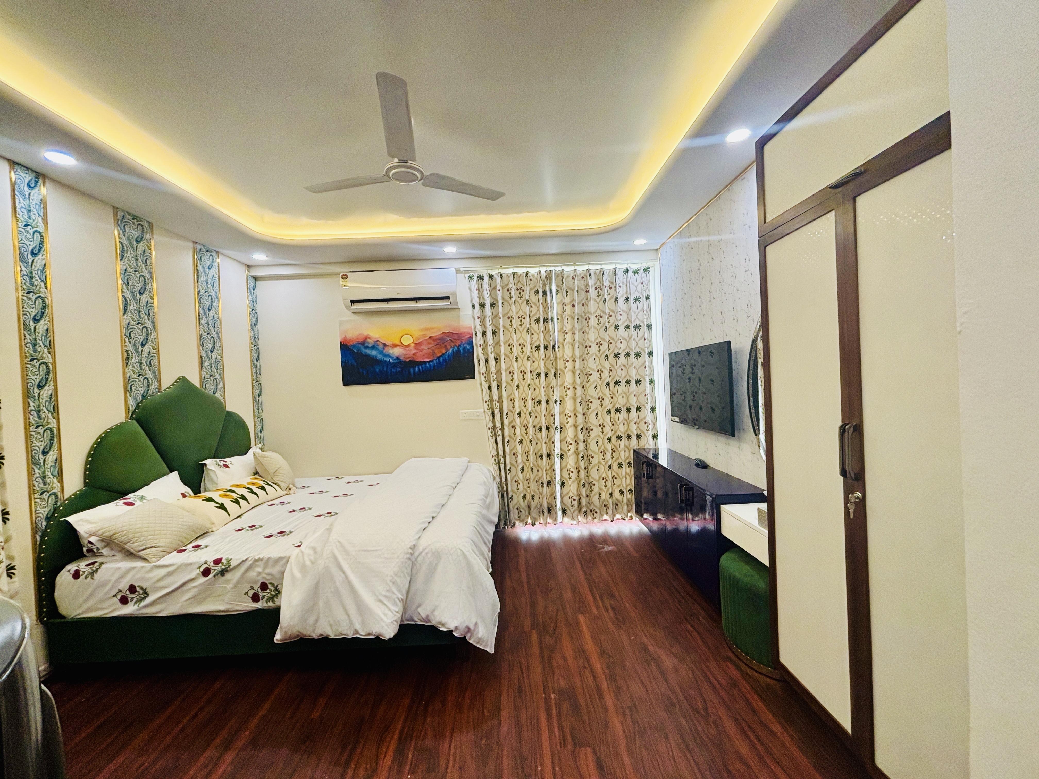 Rawat stays 407 - Tap to explore photos