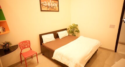Heistel Gurugram | Dorms & Rooms Room Type - Deluxe Rooms
