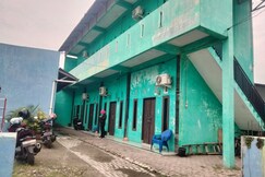 Hotel O Nany Asoka Syariah Near Anyong Cafe Studio