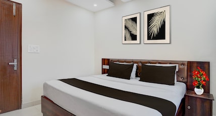 Super Townhouse Oak ISBT Bus Terminal Dehradun Formerly Hotel Himalayan Room Type - Classic Super Townhouse Oak ISBT Bus Terminal Dehradun Formerly Hotel Himalayan Room Type - Classic