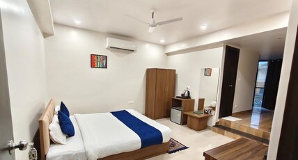 SAROVAR HILLS - HOTEL AND RESORT Room Type - Suite
