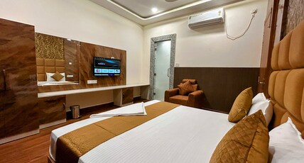 Hotel Sky Nest Room Type - Deluxe Rooms with King size Bed with Sofa