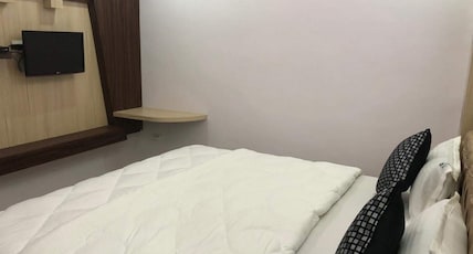 HOTEL MAHESHWARI Room Type - Standard HOTEL MAHESHWARI Room Type - Standard
