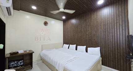 Bita Bhaktniwas | Rooms & Wi-Fi Room Type - Deluxe Quad Bed