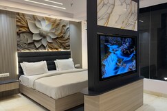 High Life Haven Suites by Rooms N Views