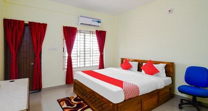 Hotel O U Tech Hotel And Restaurant Room Type - Classic