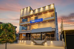 FabHotel AR Daffodil Inn - Mylasandra, Kengeri