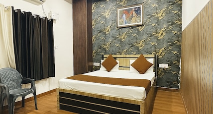 SS GRANDS Room Type - Executive AC Room