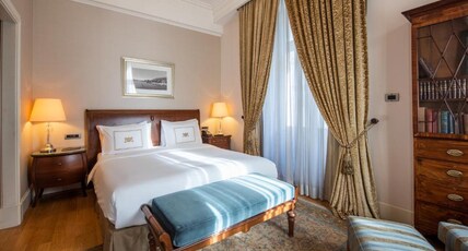 Pera Palace Hotel Room Type - Ernest Hemingway Suite