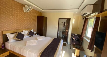 JMD Resort Room Type - DELUXE AC Dbl Bed Room