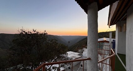 Meili Resort Room Type - Deluxe Triple Cottage with valley view