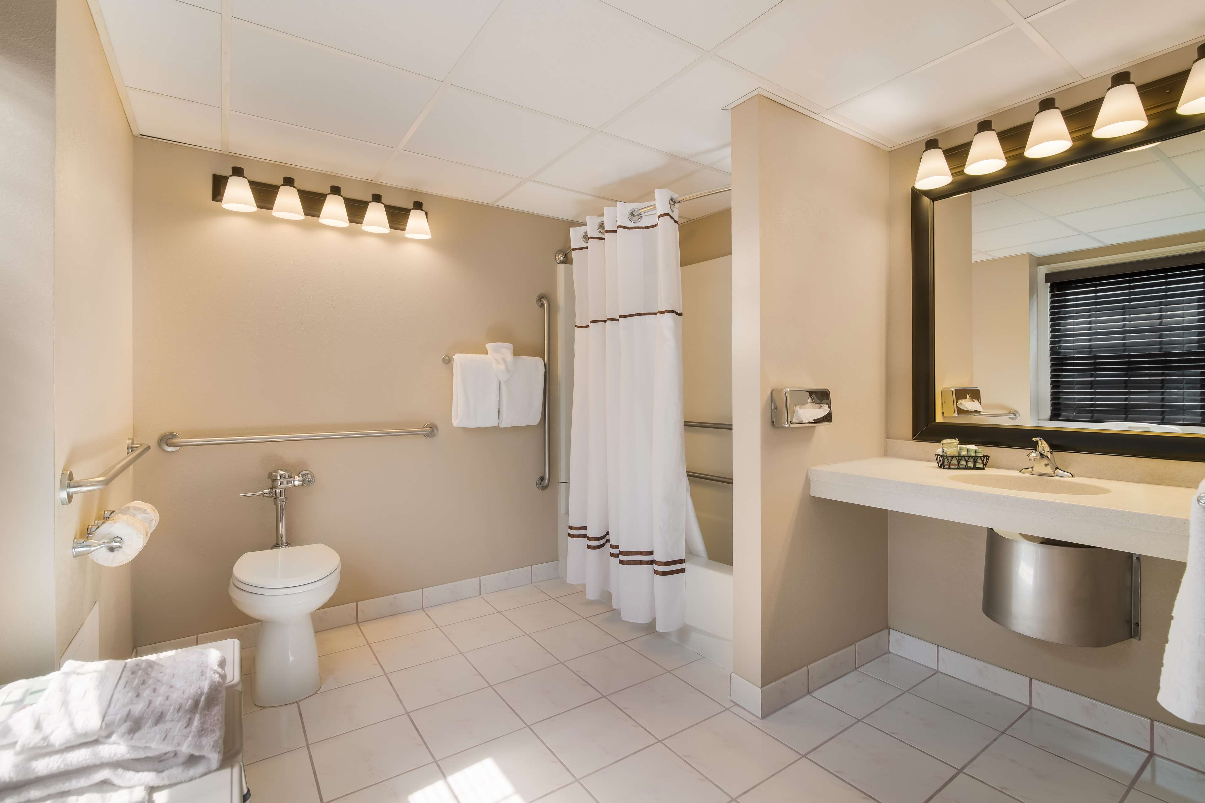 Best Western University Inn - Tap to explore photos