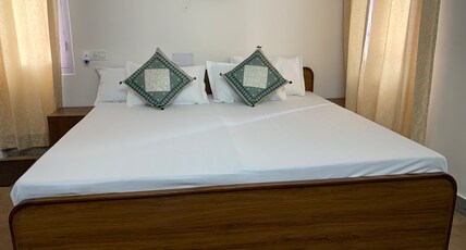 Divyam B & B Stays Room Type - Divyam B & B Stays