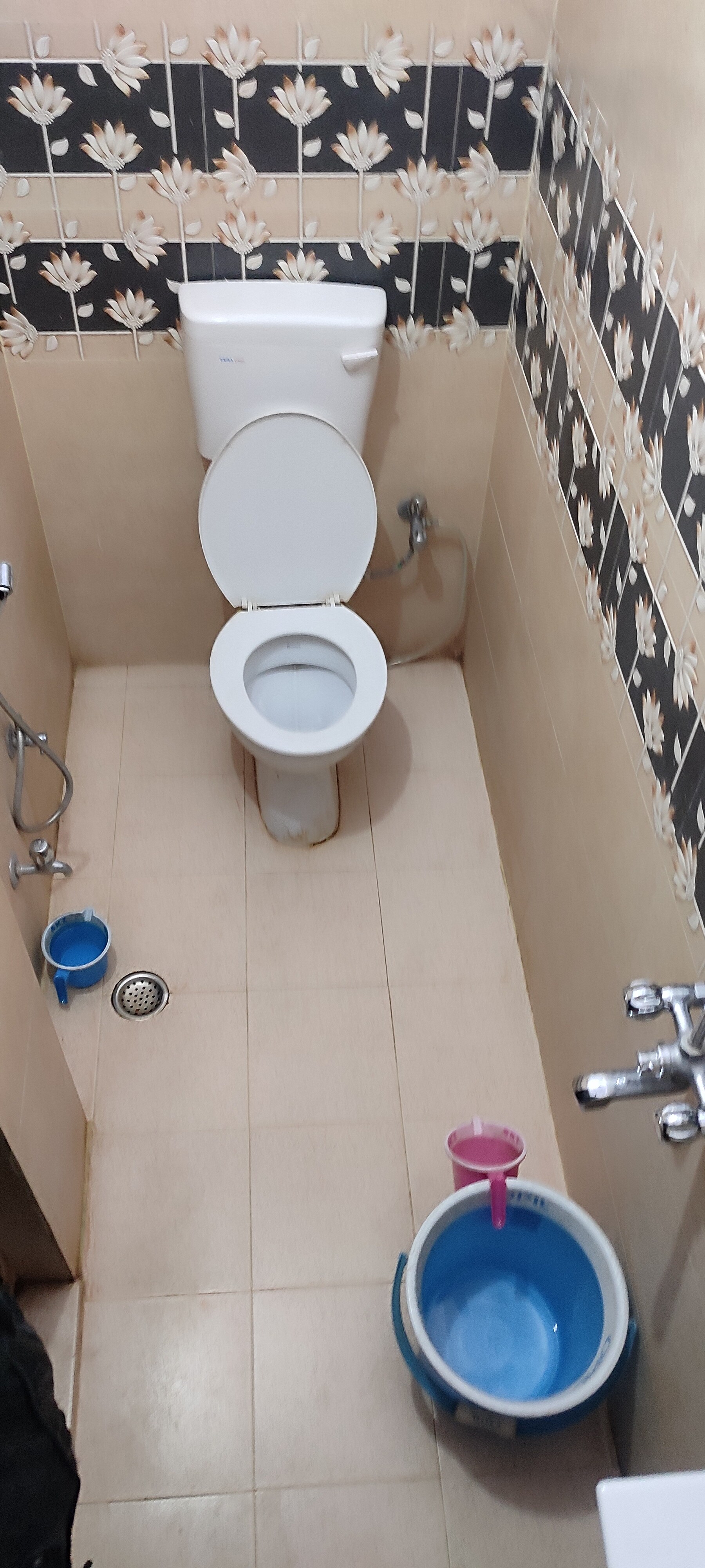 New imperial homestay - Tap to explore photos