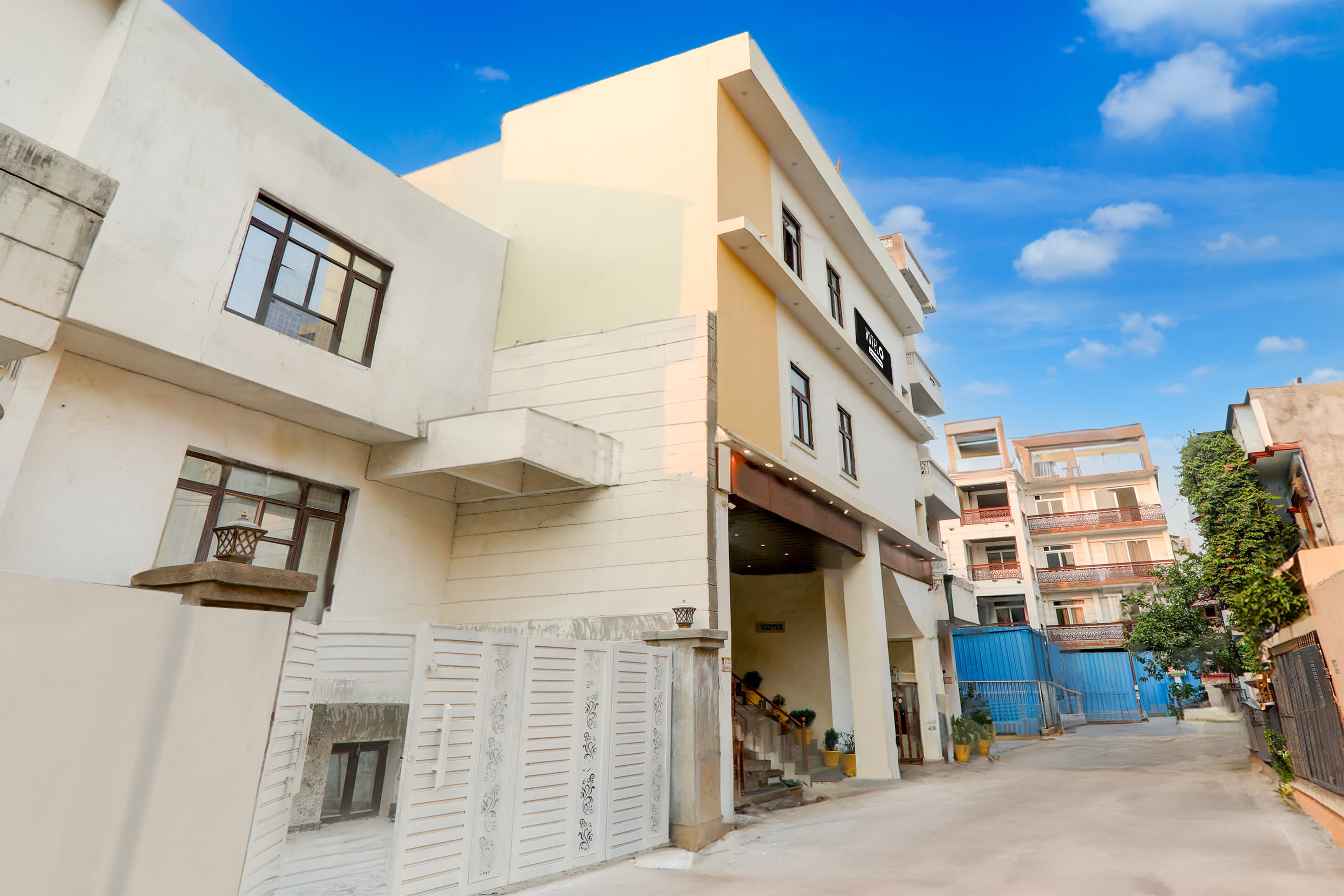 Super Hotel O Indira Nagar - Tap to explore photos