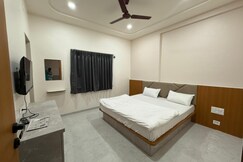 Hotel Mayur Inn