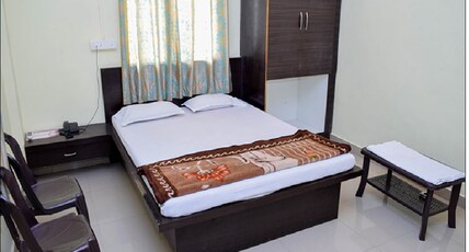 Hotel Morya Garden By WB Inn Room Type - Deluxe Ac room Hotel Morya Garden By WB Inn Room Type - Deluxe Ac room