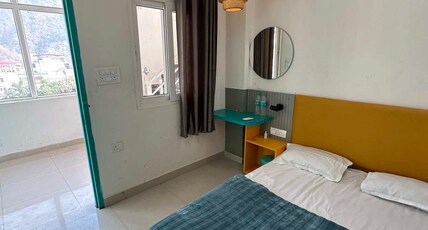 Bunks And Bed Room Type - Standard (Non AC Room)