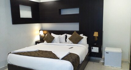 SARAVANA RESIDENCY Room Type - Standard Room
