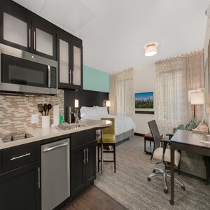 Staybridge Suites Seattle - South Lake Union - Tap to explore photos
