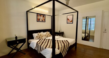Baekar Stays Manali Room Type - Honeymoon room