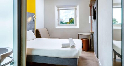 ibis budget London Hounslow Room Type - Double room with one double bed for up to 2 people ibis budget London Hounslow Room Type - Double room with one double bed for up to 2 people