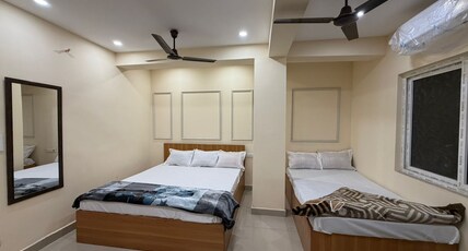 Comfort Guest House (1 min from Howrah Maidan Metro Station) Room Type - Comfort Special Family Room