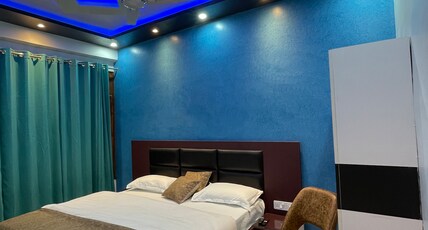 Hotel Shivalik Hills Room Type - King Bed Room with Hill View