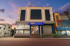 FabHotel Indian Suites - Old Madras Rd