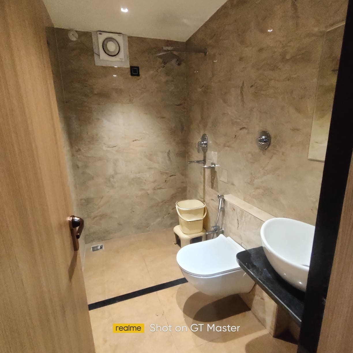 Hotel Abhinandan Inn - Tap to explore photos
