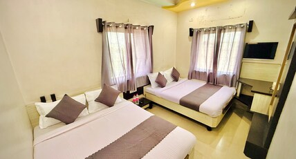HOTEL TEMPLE SAI Room Type - Four Bed Non AC Room Near Sai Baba Temple Shirdi HOTEL TEMPLE SAI Room Type - Four Bed Non AC Room Near Sai Baba Temple Shirdi
