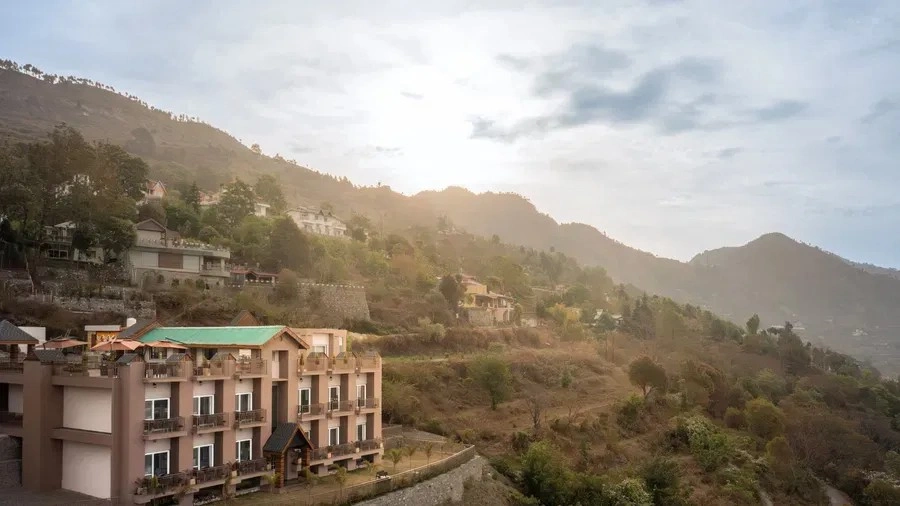 Mountoria Retreat, Naukuchiatal - by Leisure Hotels