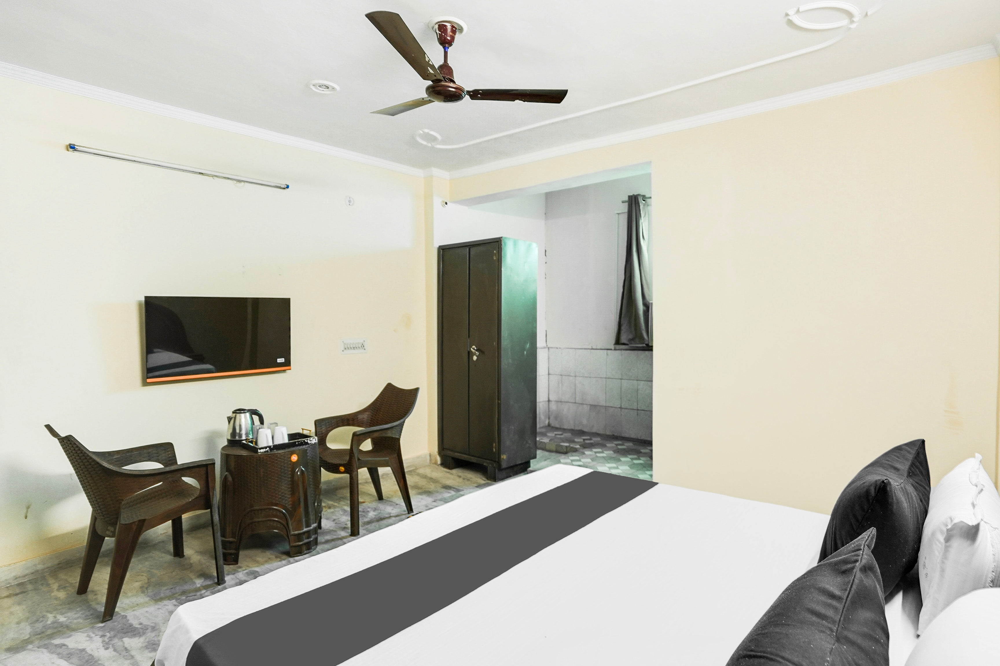 OYO HOTEL STAY INN - Tap to explore photos